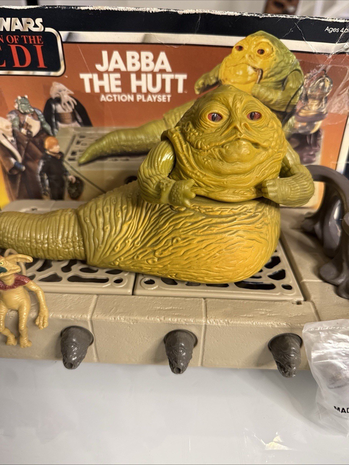 Jabba the Hutt Action Playset sold