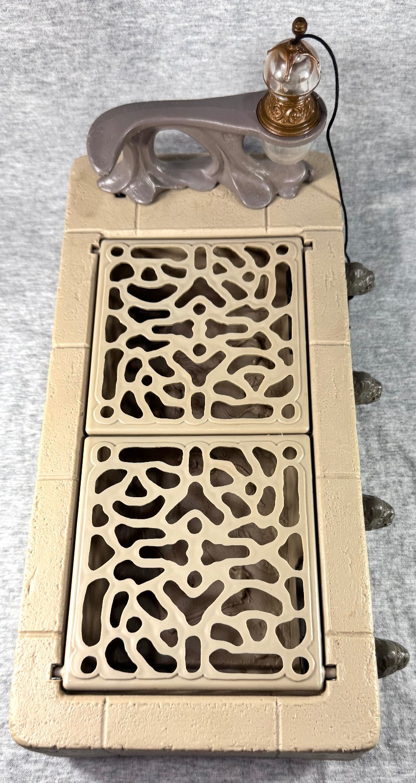 Jabba the Hutt Action Playset sold