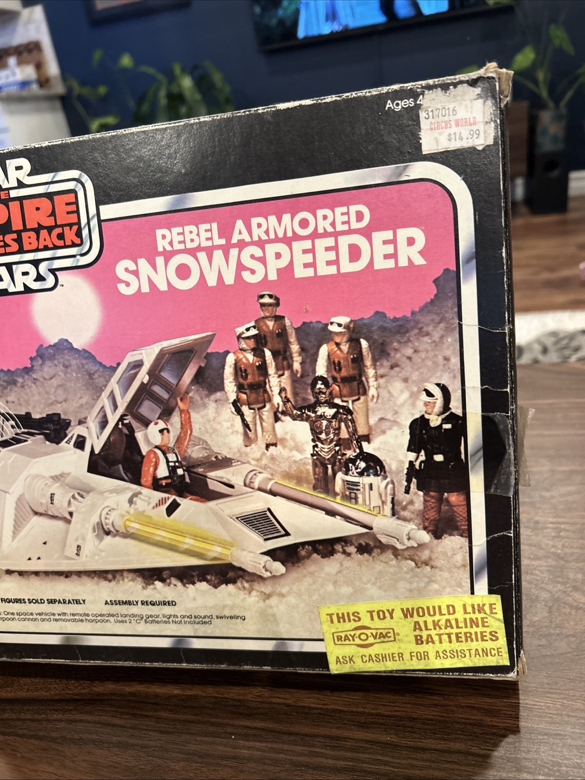 Rebel Armored Snowspeeder sold