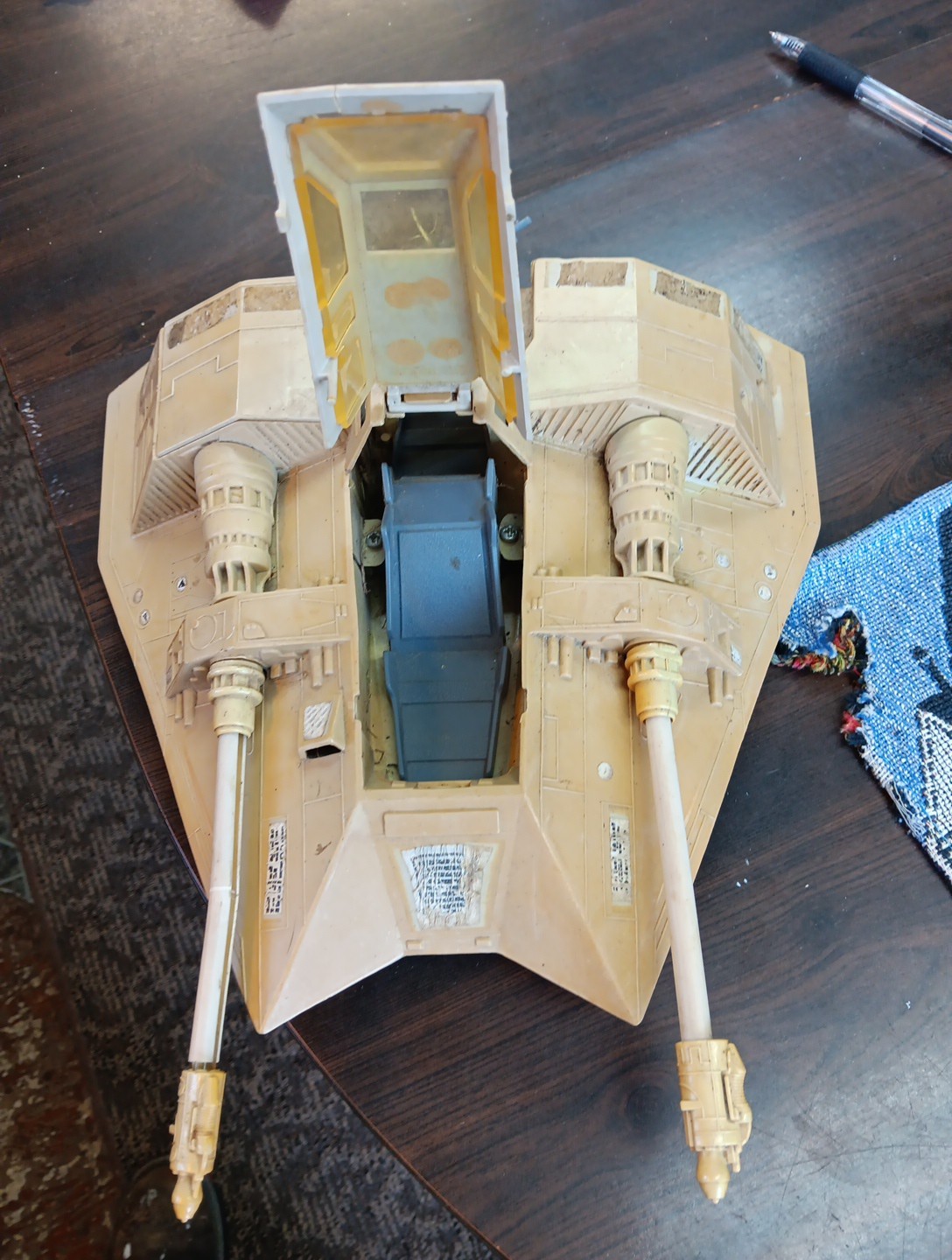 Rebel Armored Snowspeeder sold