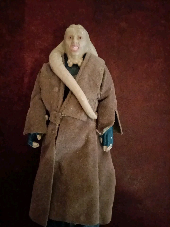 Bib Fortuna sold