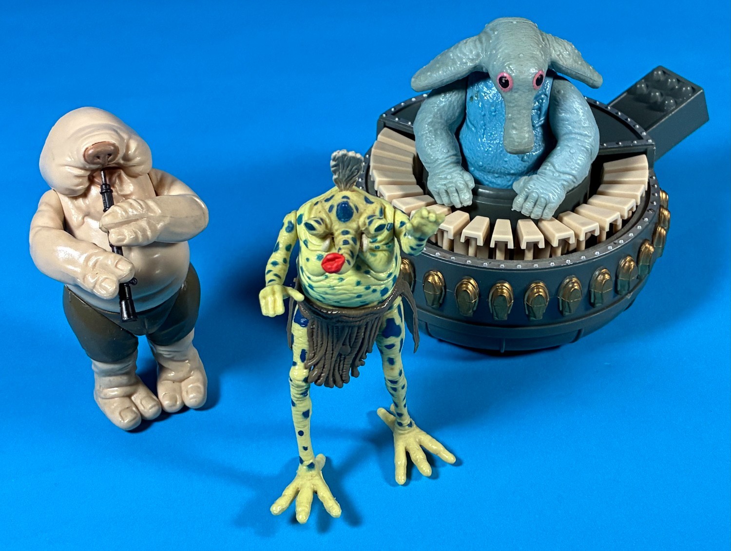 Sy Snootles & The Rebo Band sold