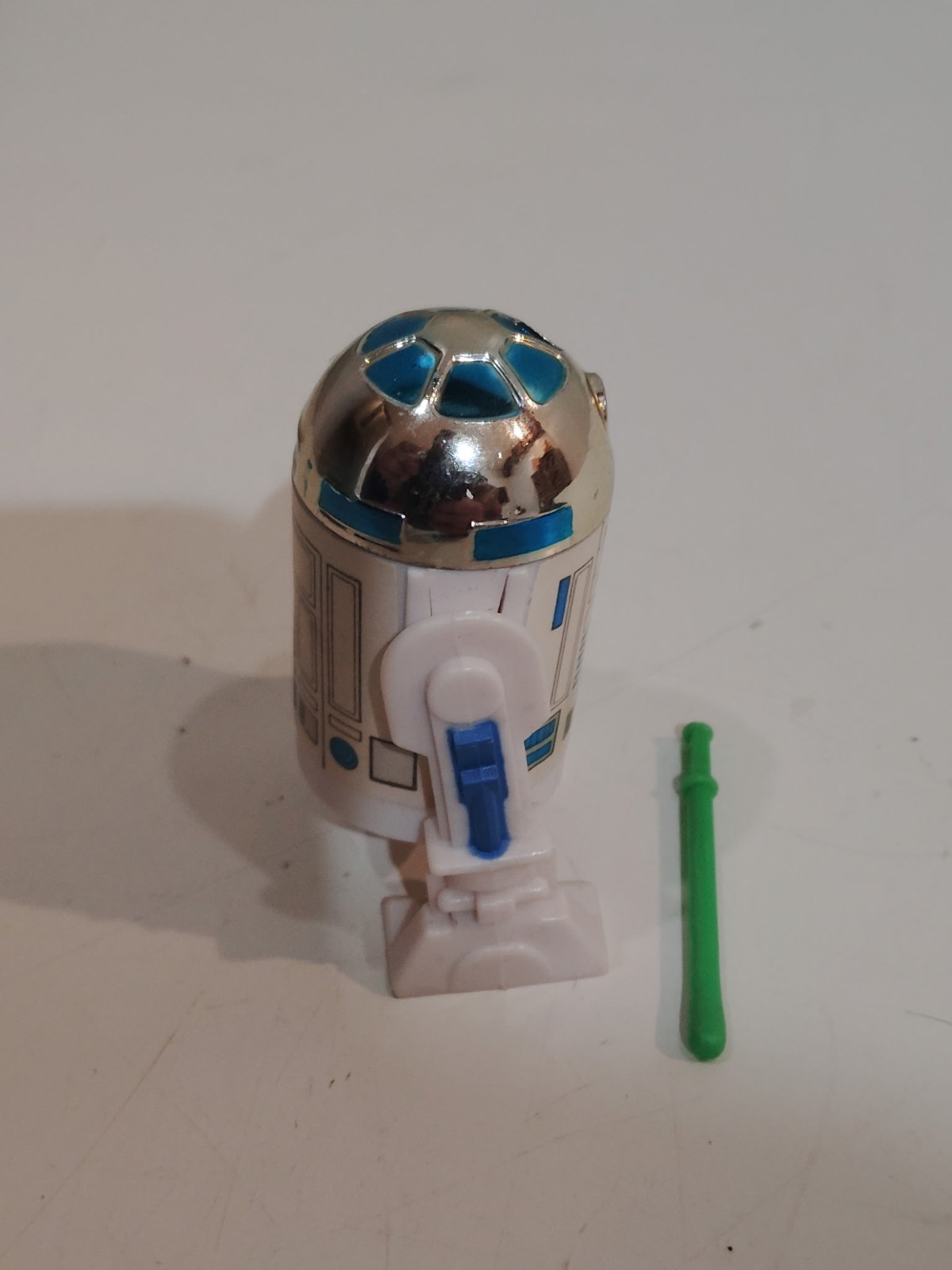 R2-D2 (Artoo-Detoo) with pop-up Lightsaber sold
