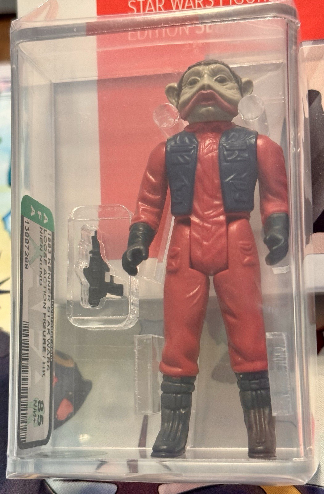 Nien Nunb sold