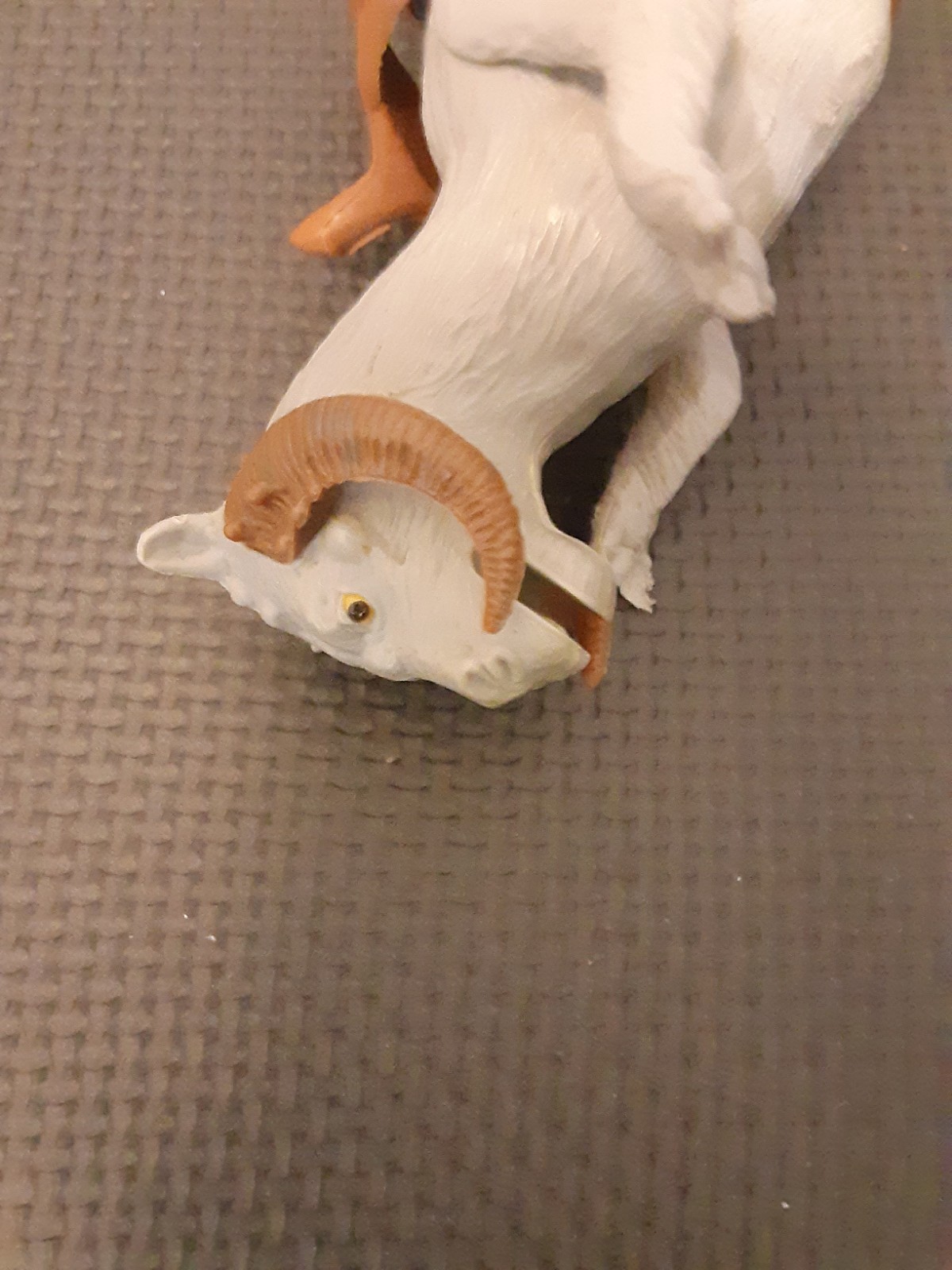 Tauntaun (closed belly) sold
