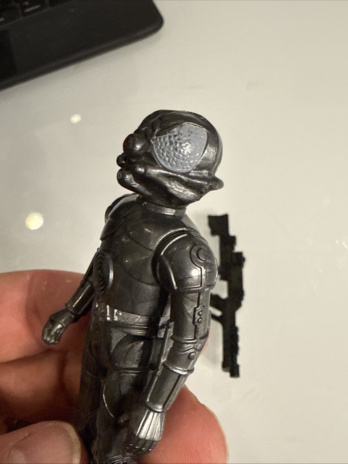 Zuckuss sold