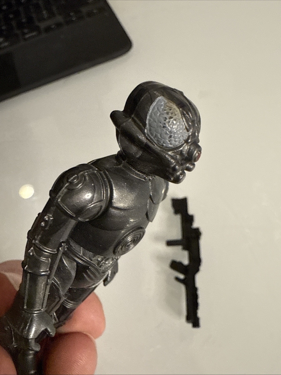 Zuckuss sold