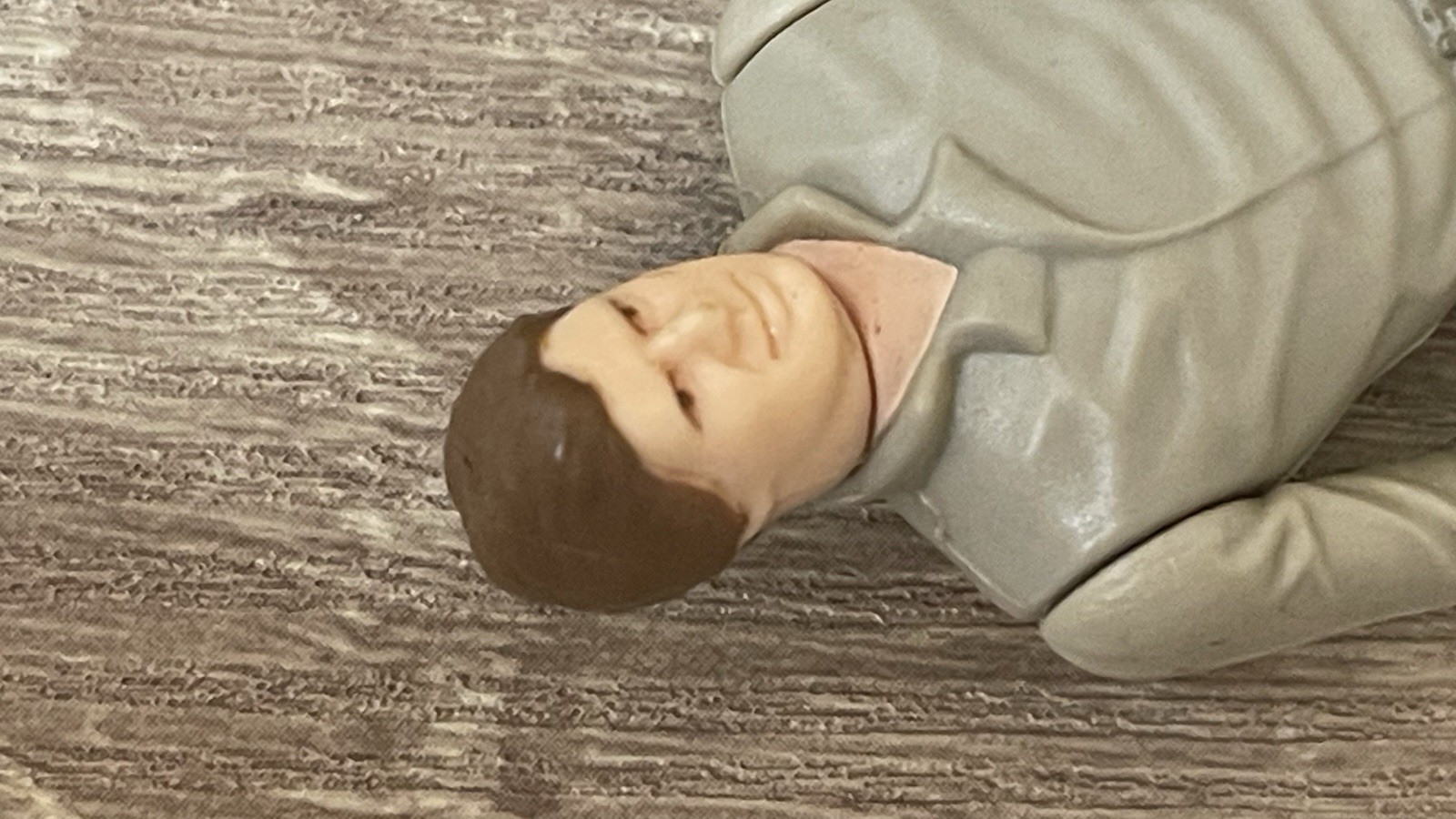 Han Solo (In Carbonite Chamber) sold