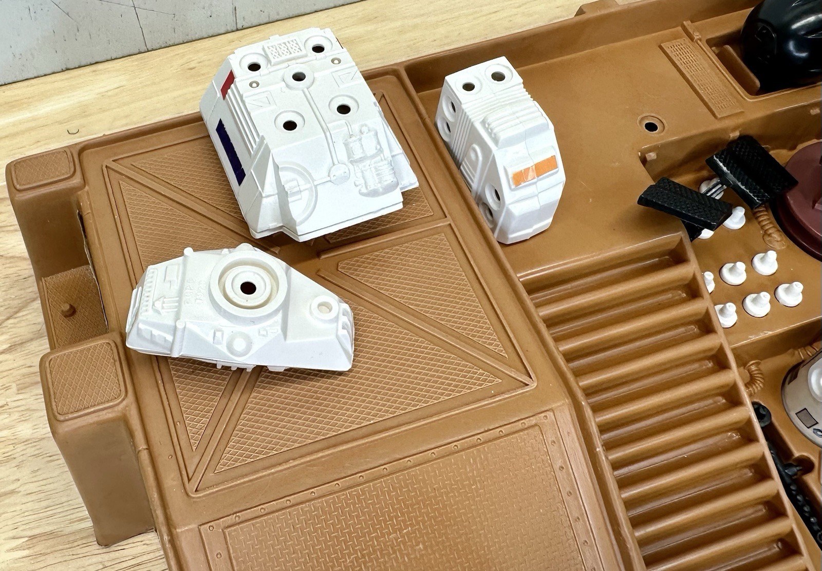 Droid Factory sold