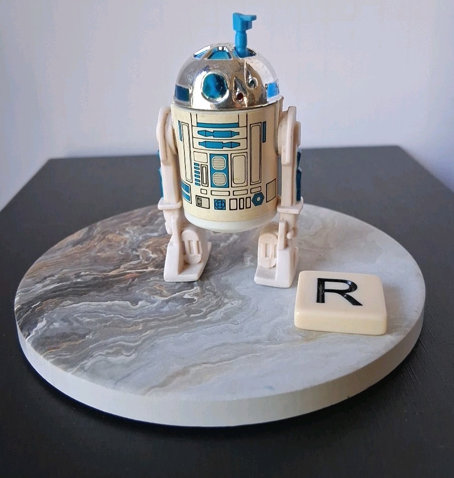 R2-D2 (Artoo-Detoo) (with Sensorscope) sold