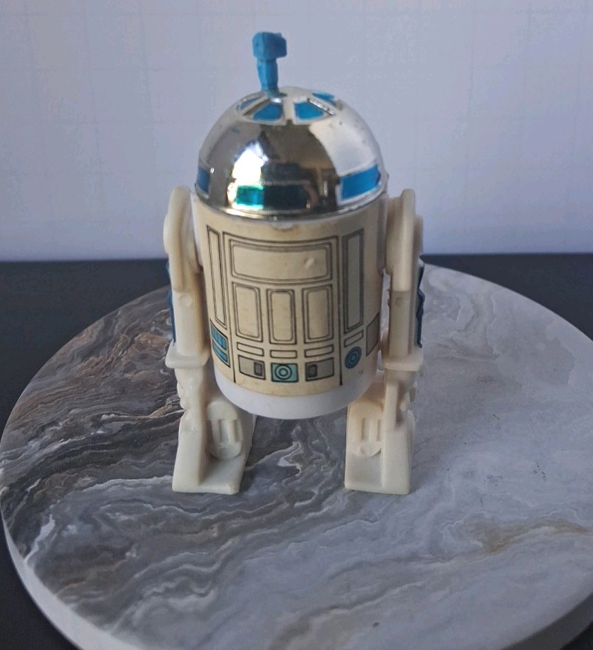 R2-D2 (Artoo-Detoo) (with Sensorscope) sold