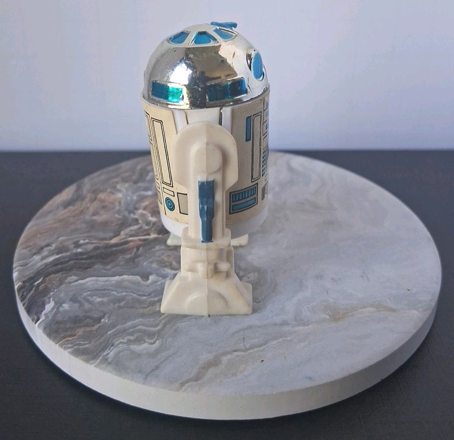 R2-D2 (Artoo-Detoo) (with Sensorscope) sold