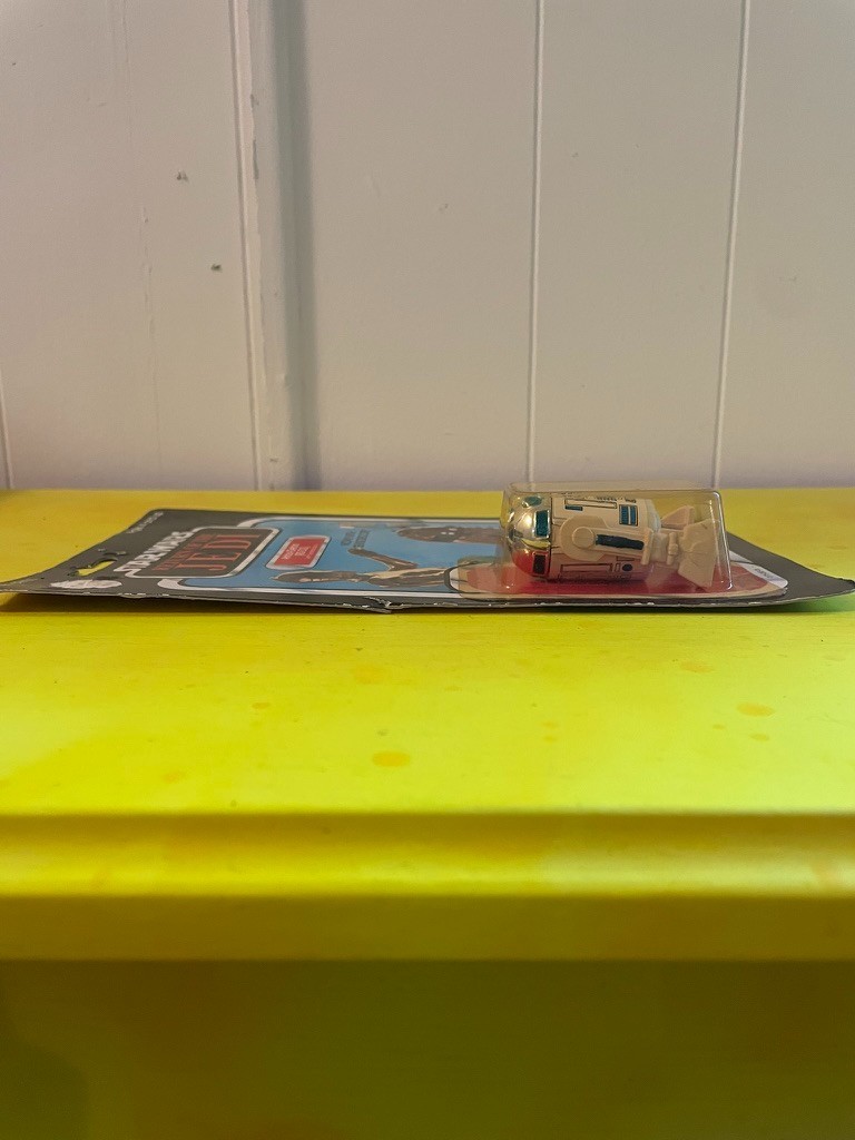 R2-D2 (Artoo-Detoo) (with Sensorscope) sold