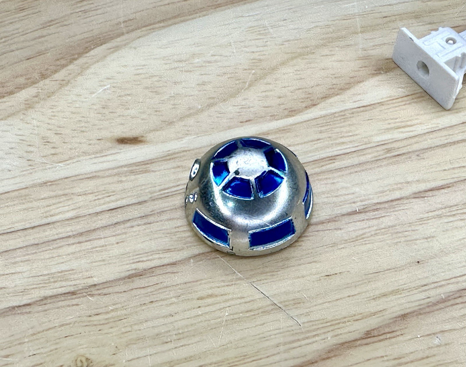 R2-D2 (Droid Factory) sold