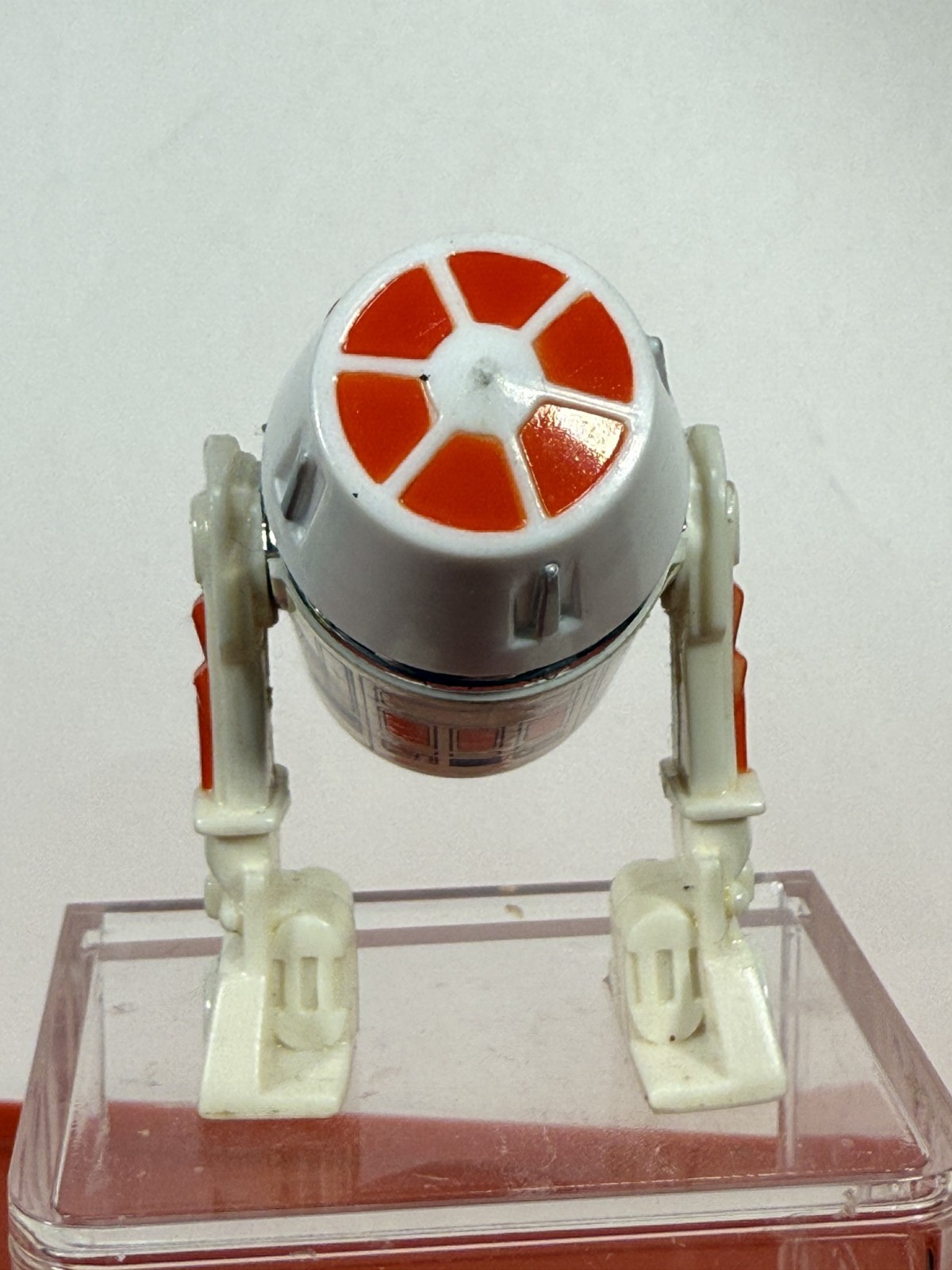 R5-D4 (Arfive-Defour) sold