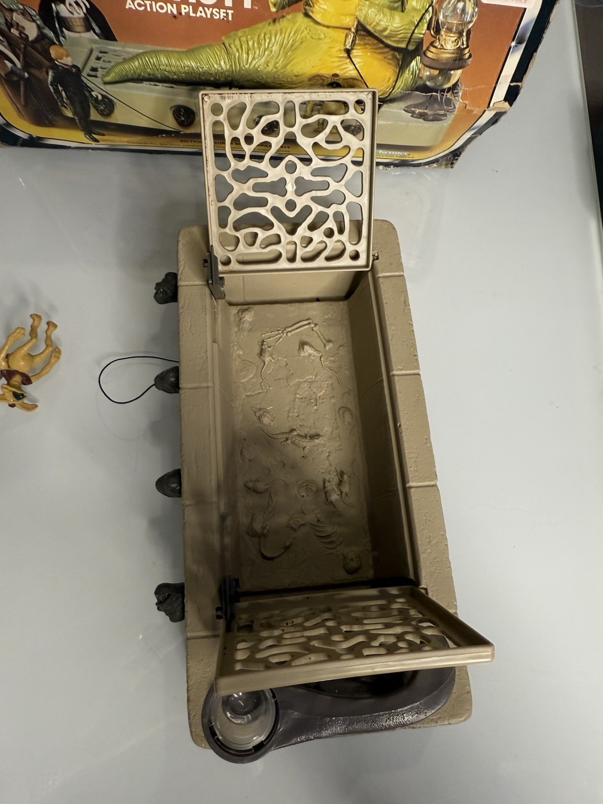 Jabba the Hutt Action Playset sold