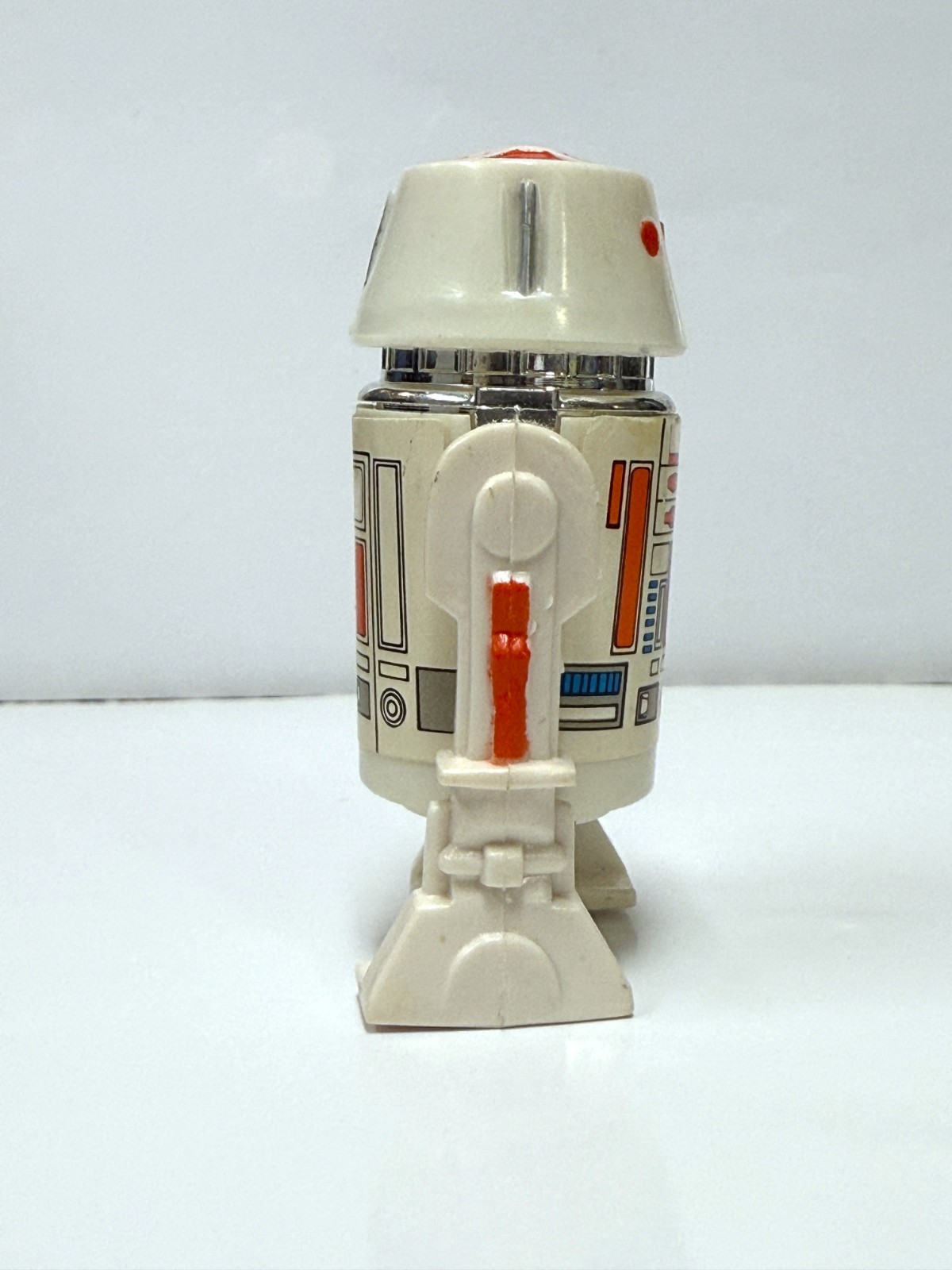 R5-D4 (Arfive-Defour) sold