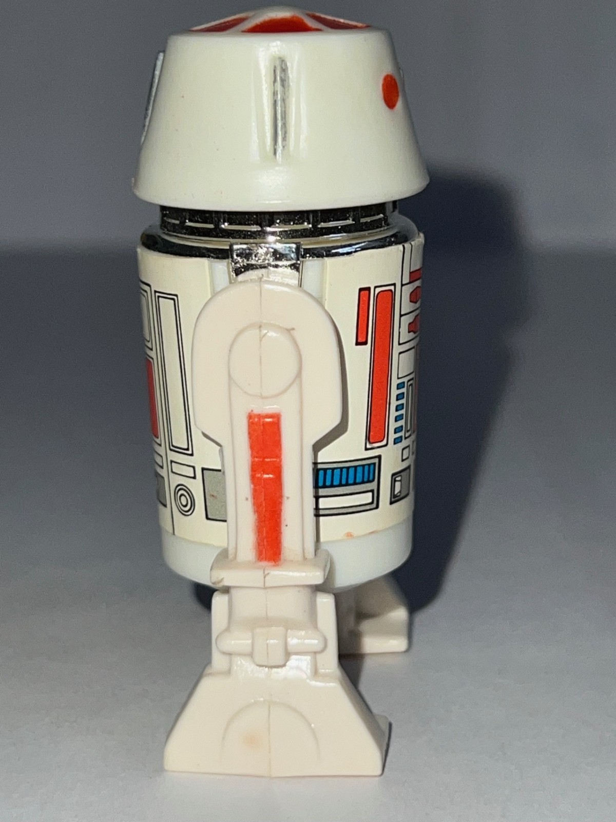 R5-D4 (Arfive-Defour) sold