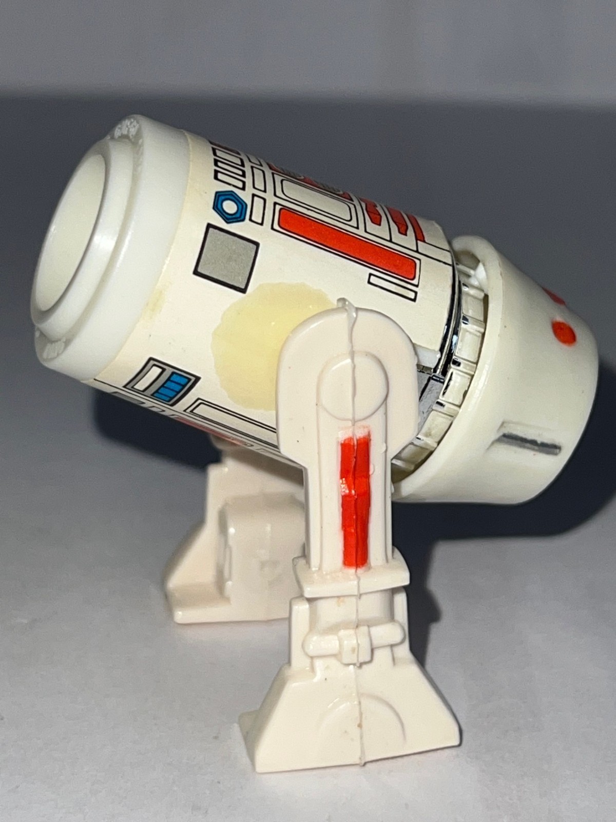 R5-D4 (Arfive-Defour) sold