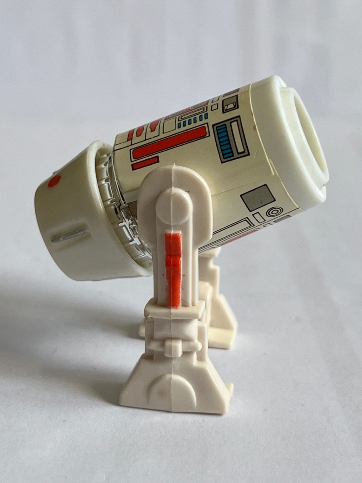 R5-D4 (Arfive-Defour) sold