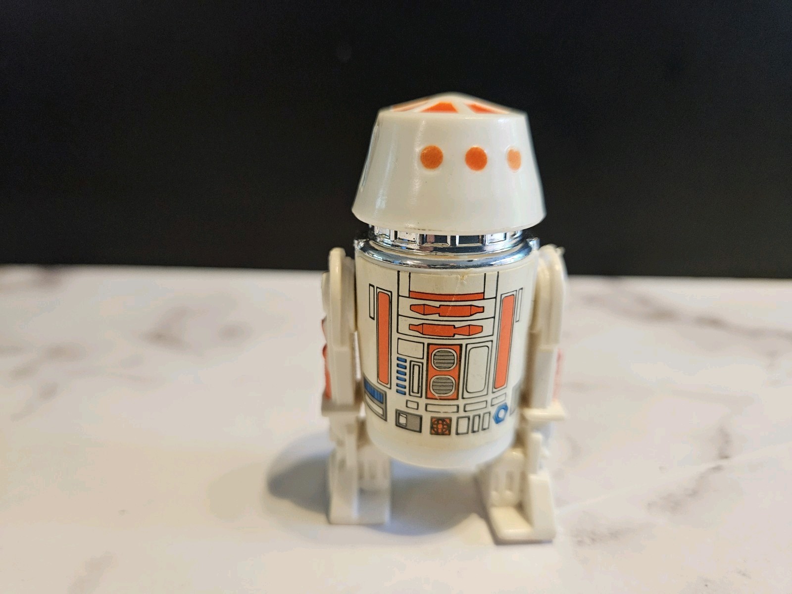 R5-D4 (Arfive-Defour) sold
