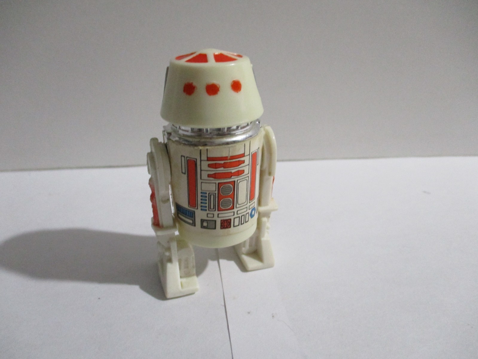 R5-D4 (Arfive-Defour) sold