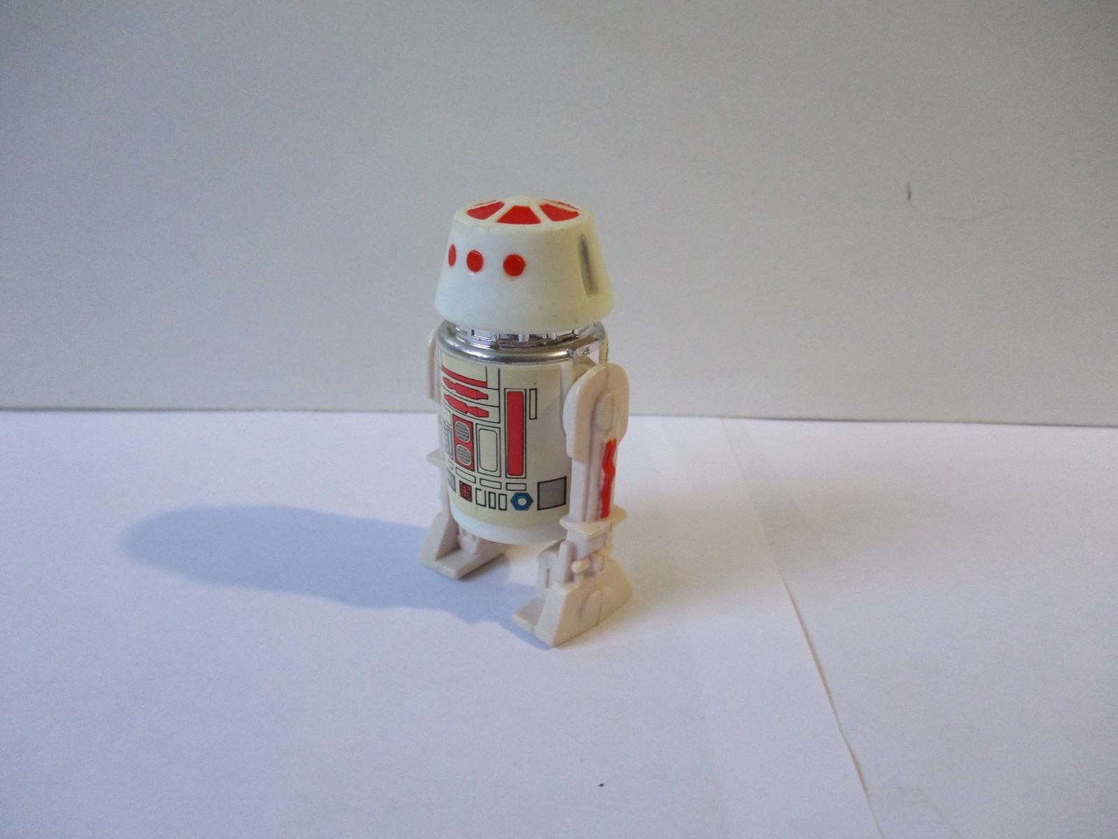 R5-D4 (Arfive-Defour) sold