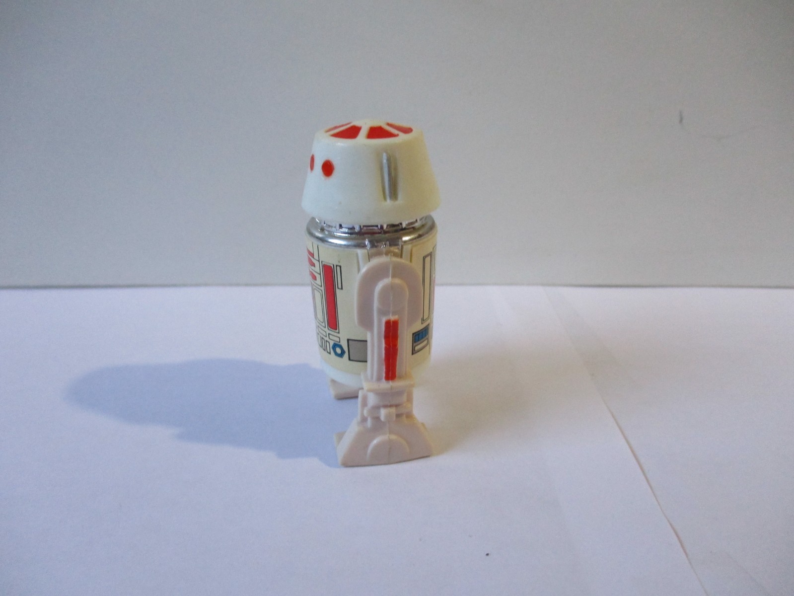 R5-D4 (Arfive-Defour) sold