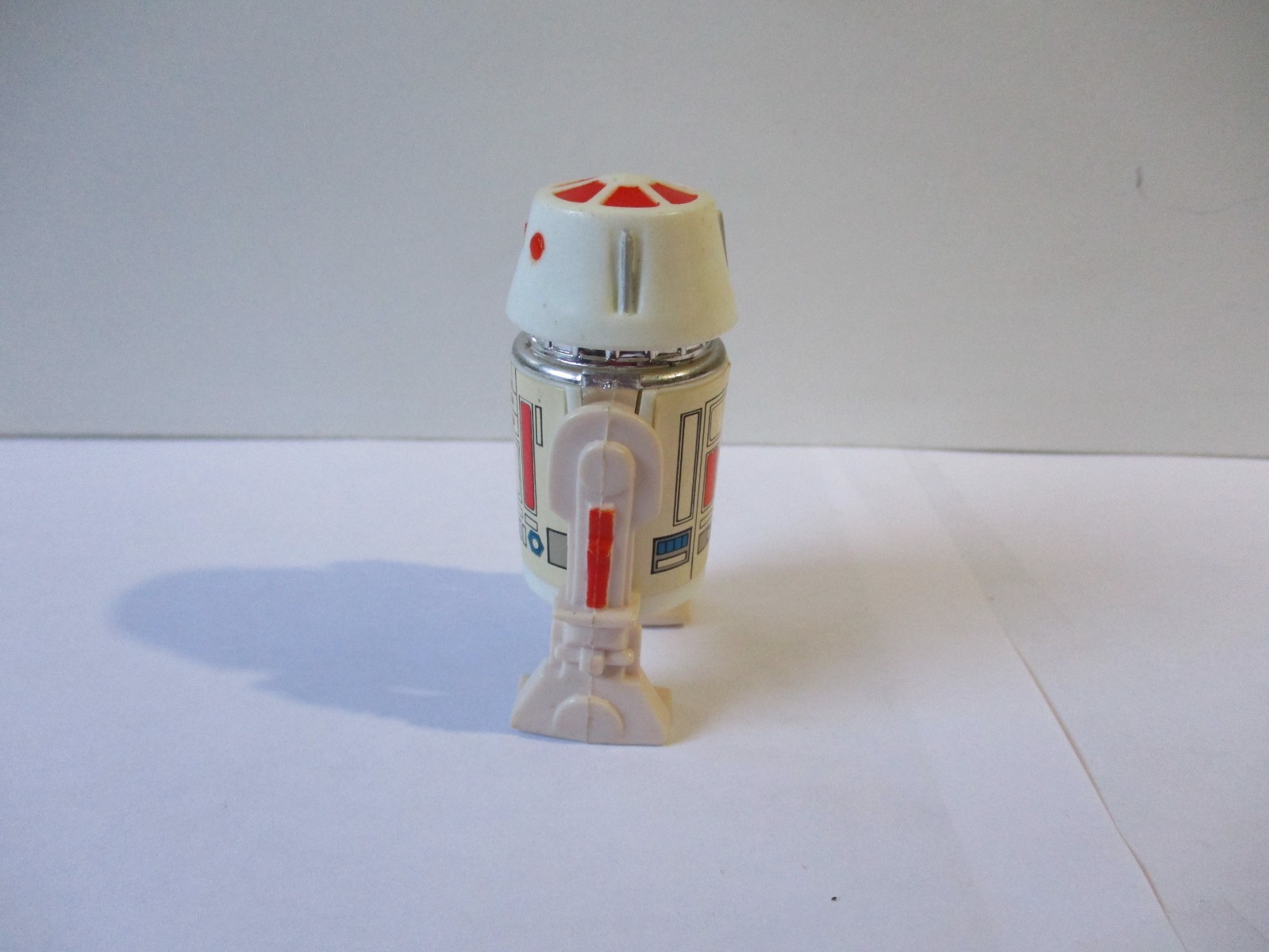 R5-D4 (Arfive-Defour) sold