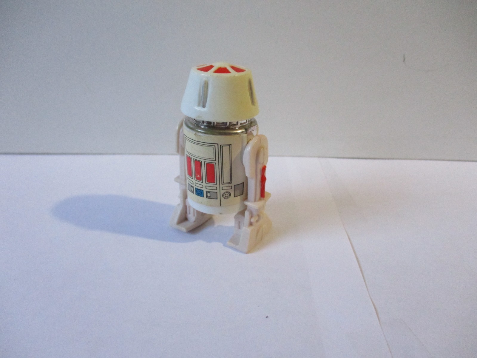 R5-D4 (Arfive-Defour) sold