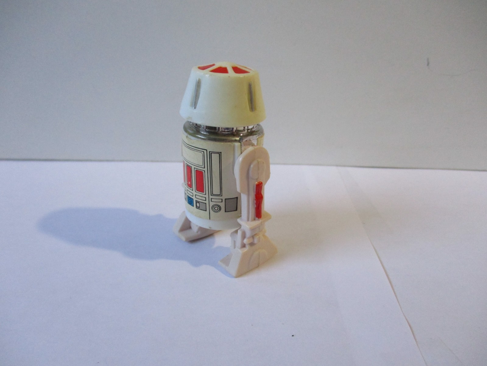 R5-D4 (Arfive-Defour) sold