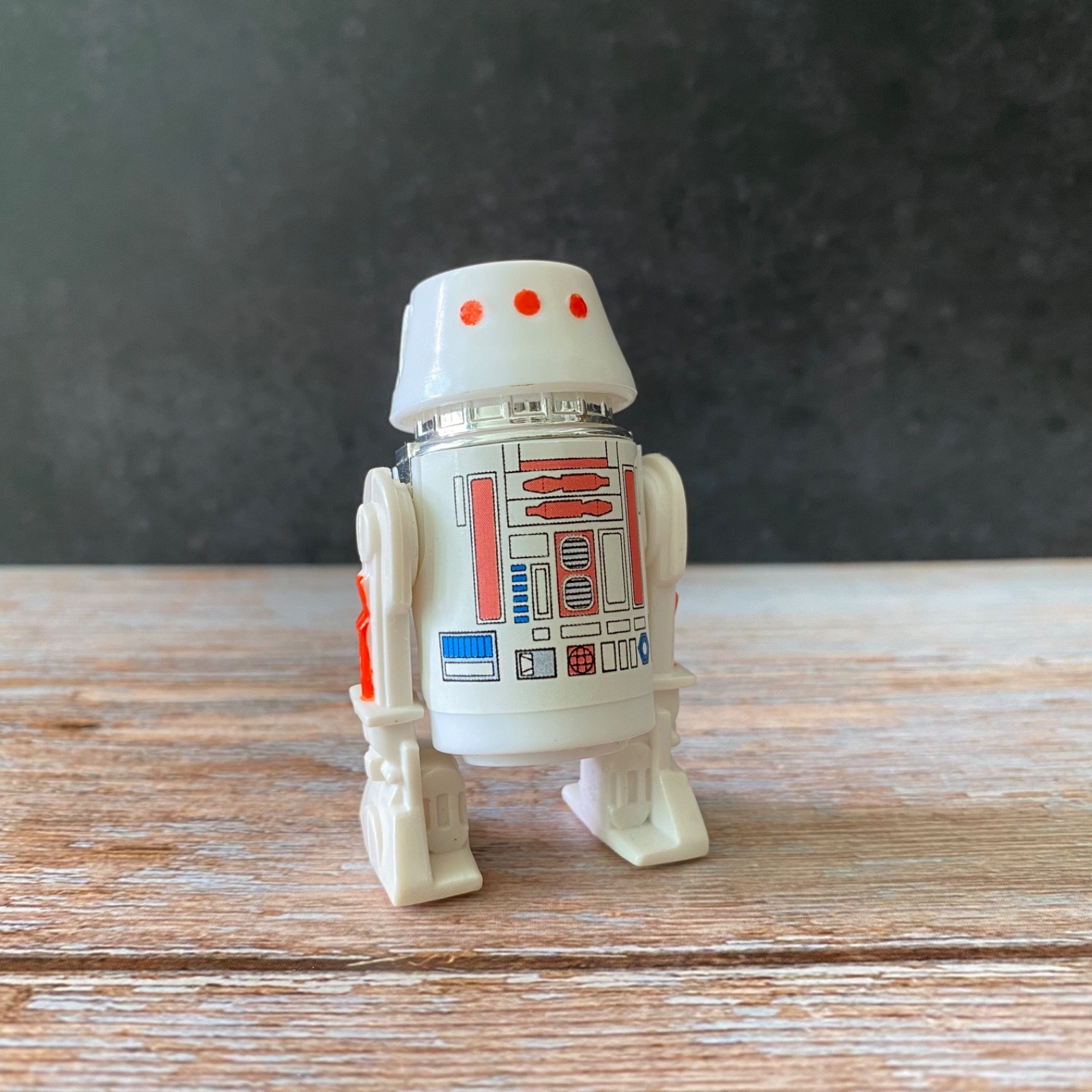 R5-D4 (Arfive-Defour) sold