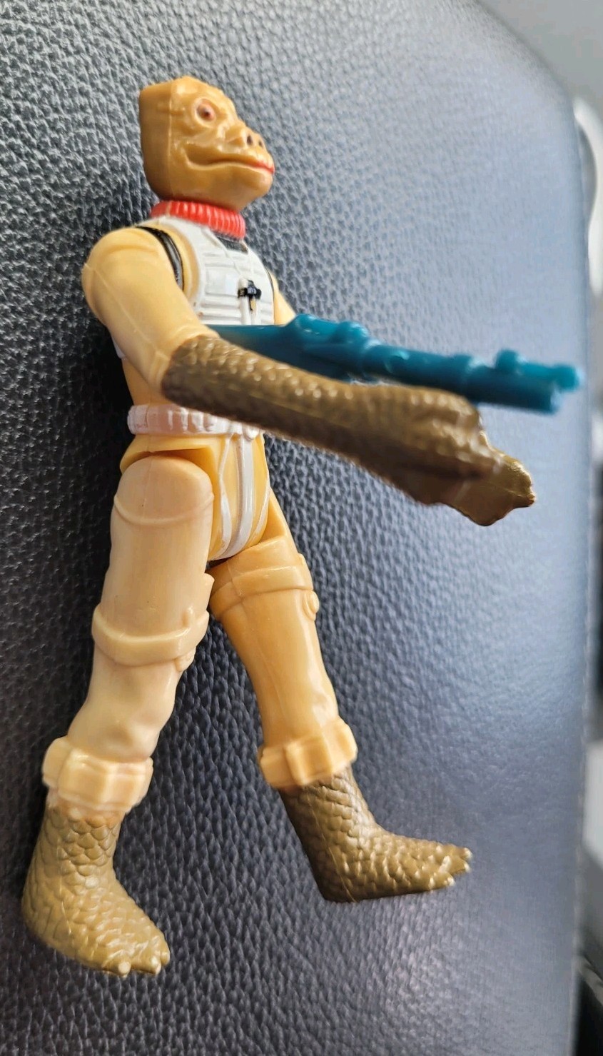 Bossk (Bounty Hunter) sold