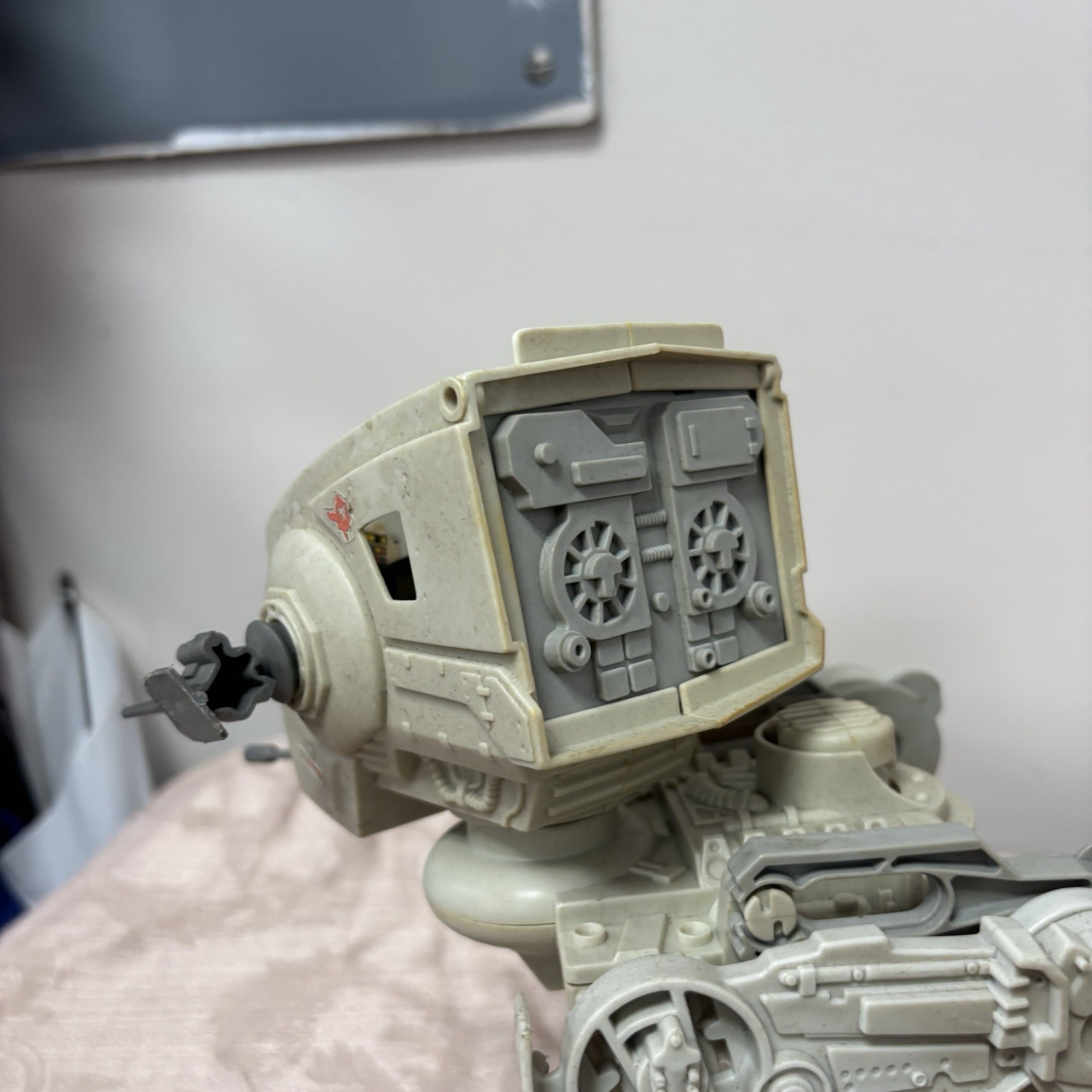 Scout Walker (AT-ST) sold