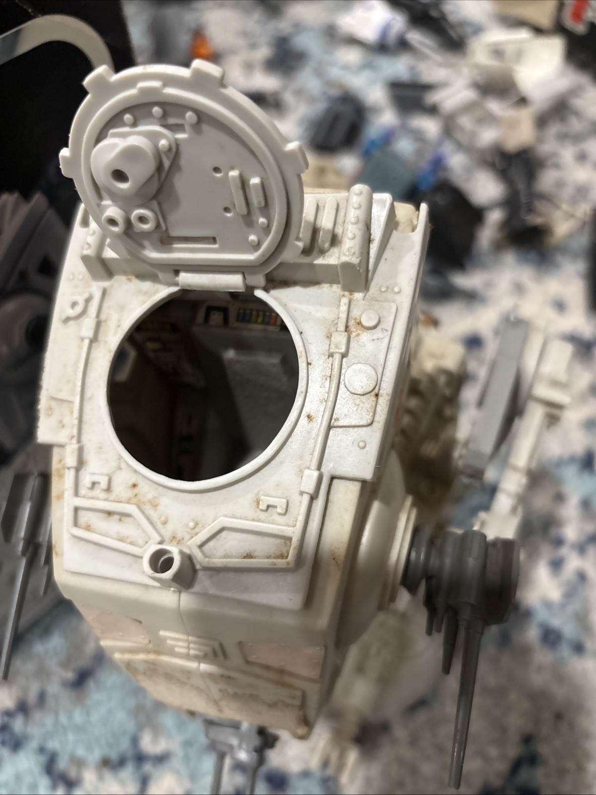 Scout Walker (AT-ST) sold