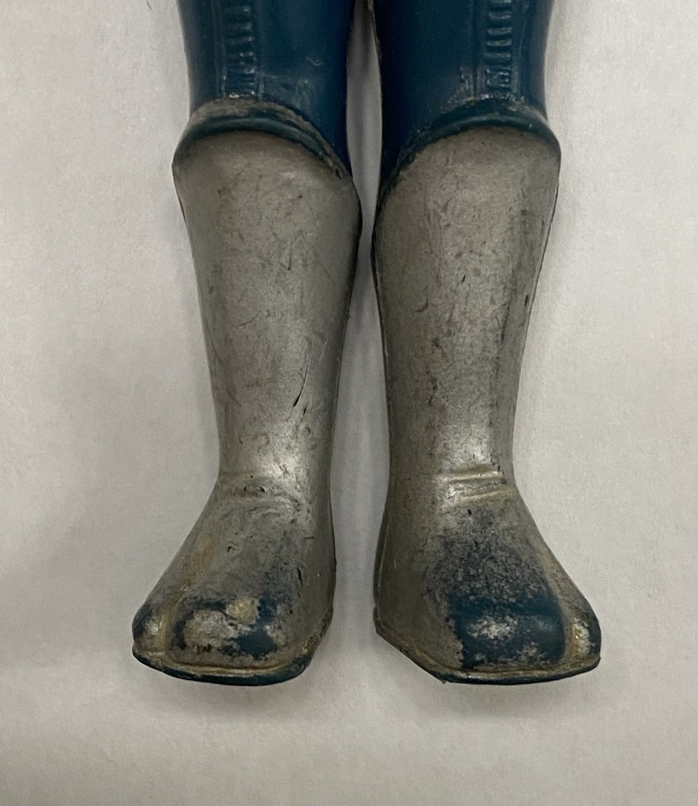 Blue Snaggletooth sold