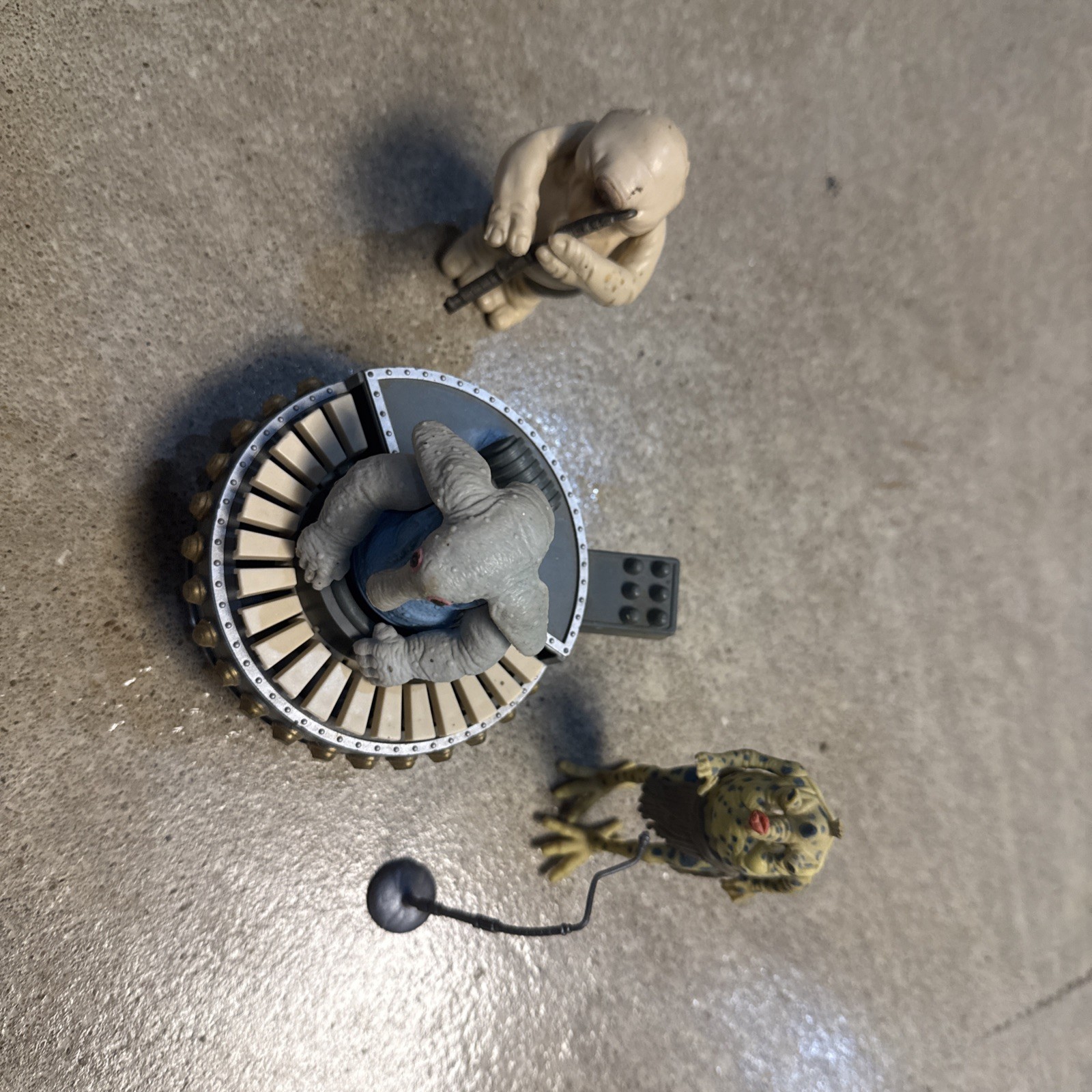 Sy Snootles & The Rebo Band sold