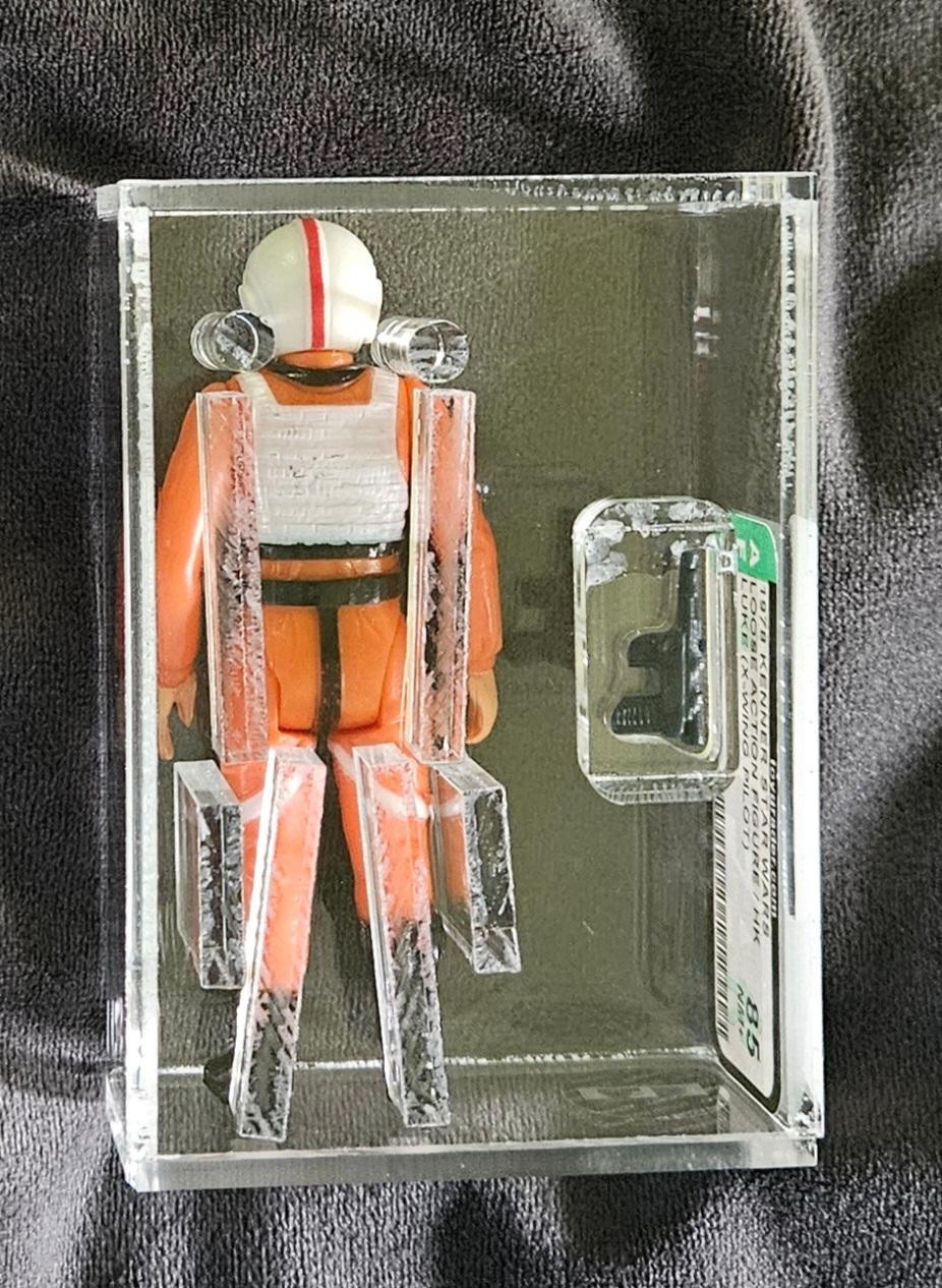 Luke Skywalker (X-Wing Fighter Pilot) sold