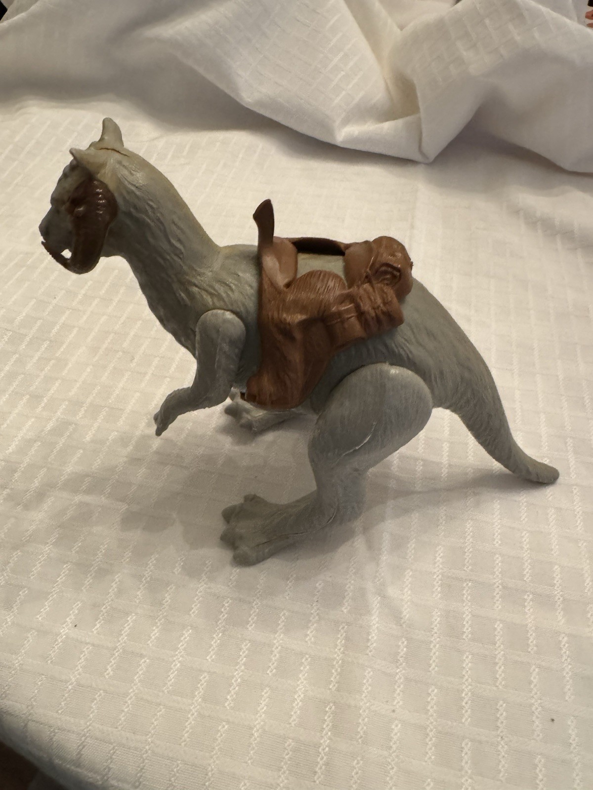 Tauntaun (closed belly) sold