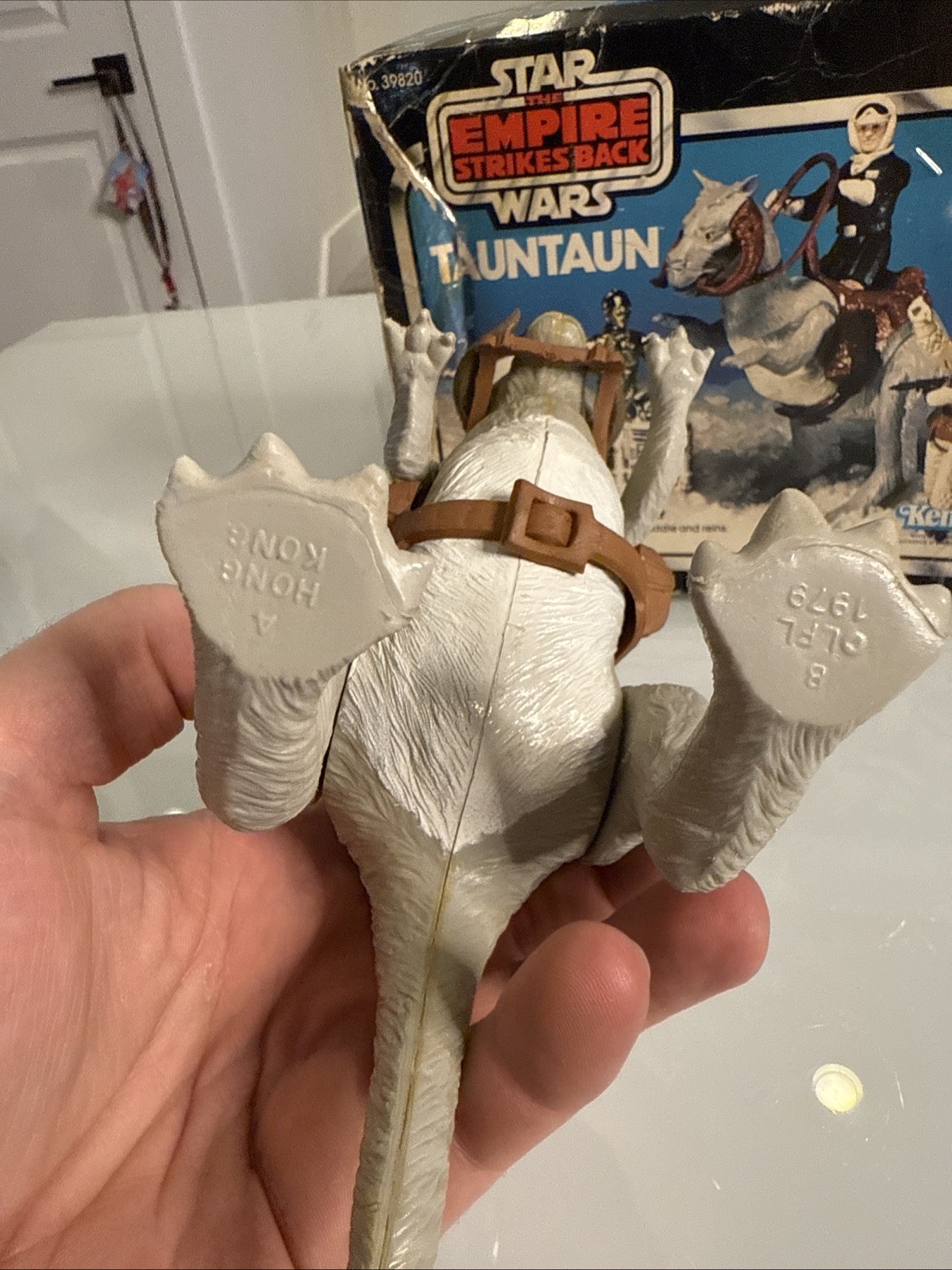 Tauntaun (closed belly) sold