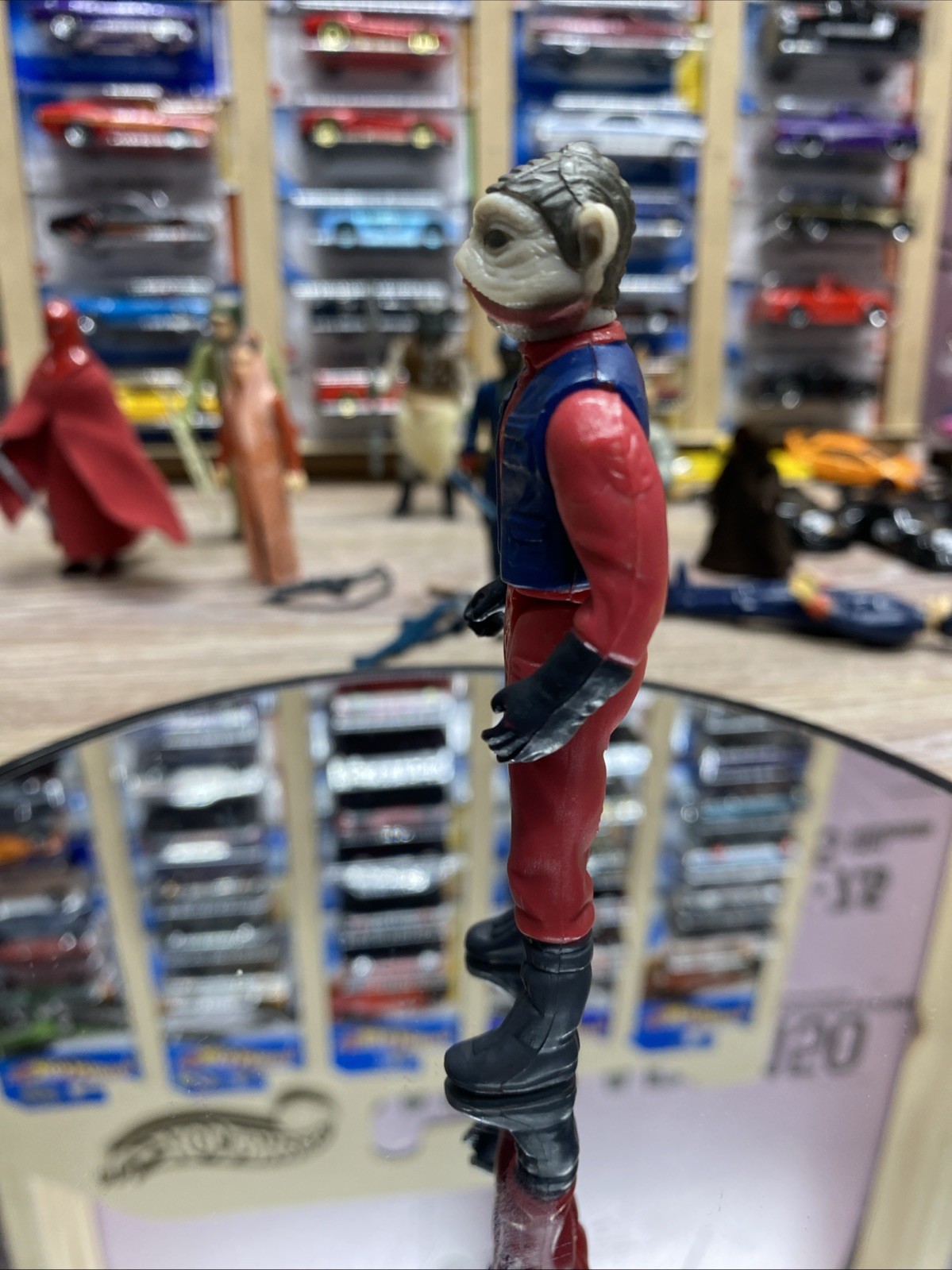 Nien Nunb sold