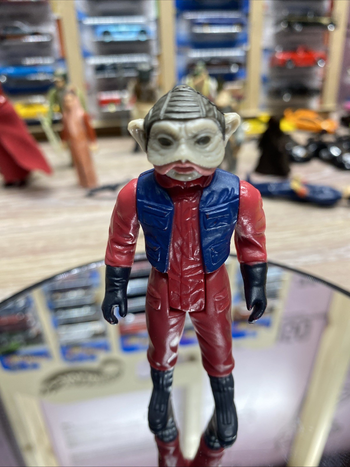 Nien Nunb sold