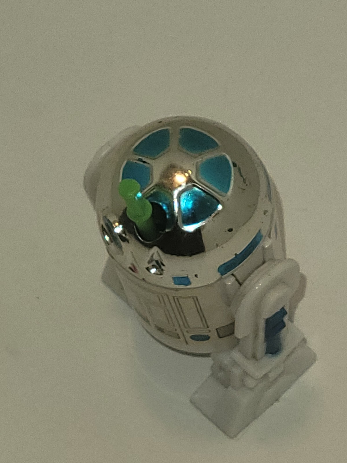 R2-D2 (Artoo-Detoo) with pop-up Lightsaber sold