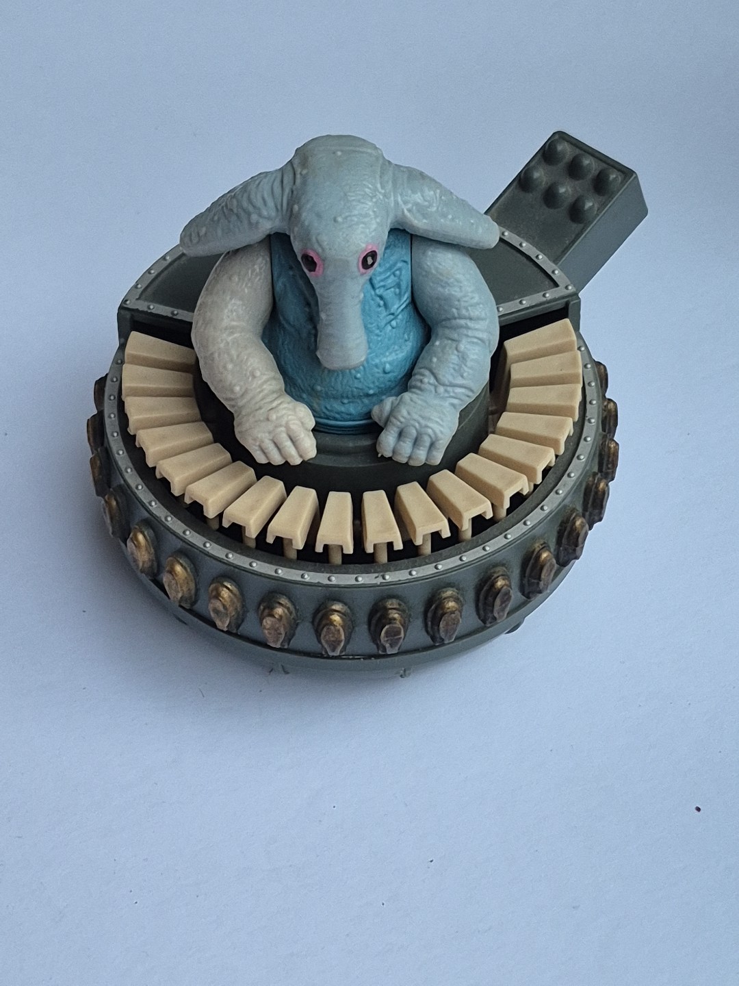 Max Rebo sold