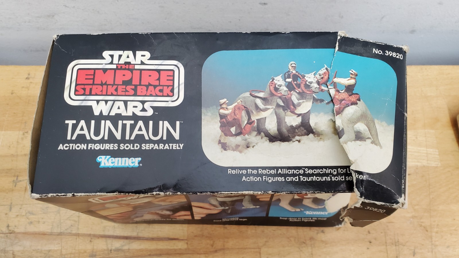 Tauntaun (closed belly) sold