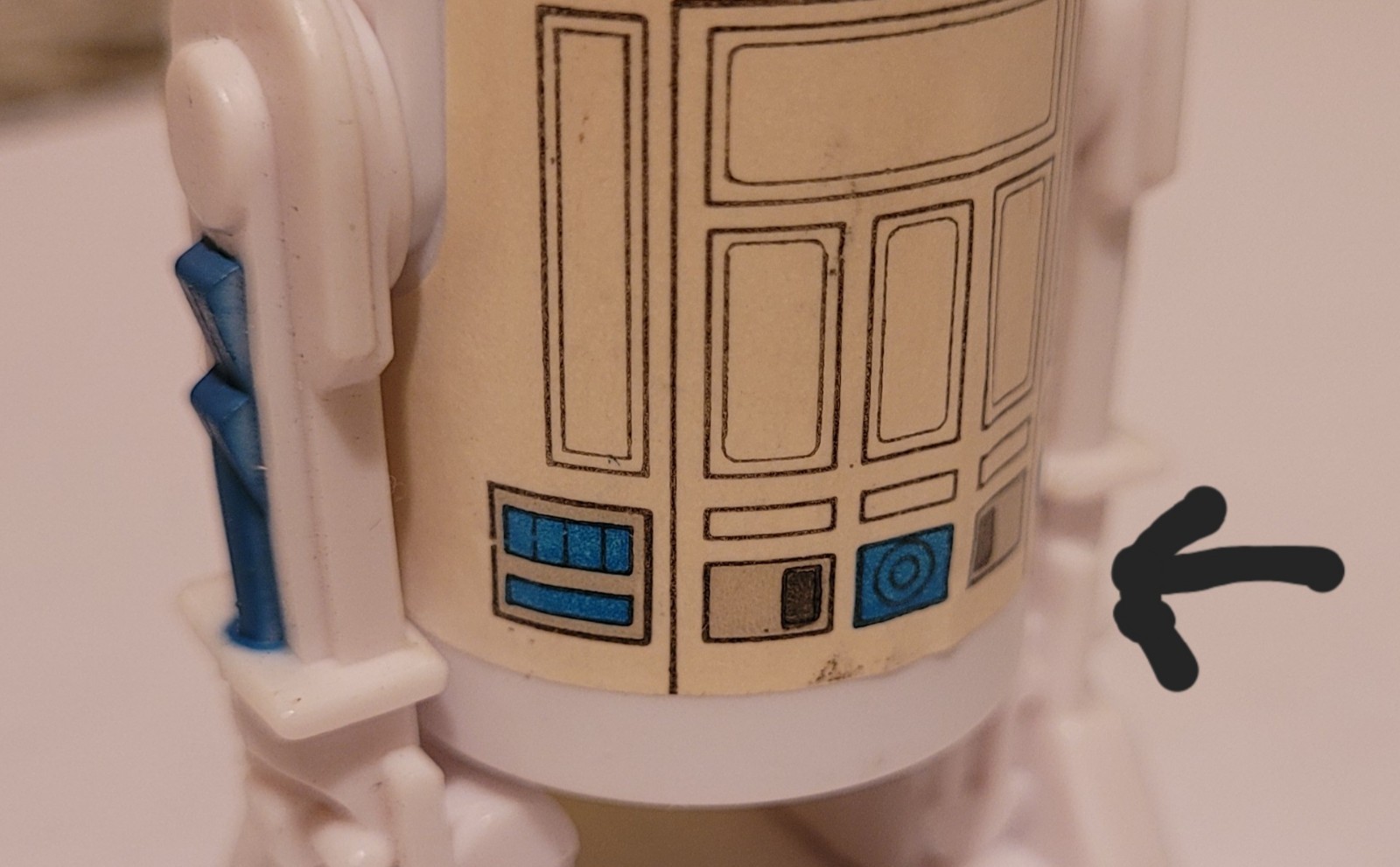 R2-D2 (Artoo-Detoo) with pop-up Lightsaber sold