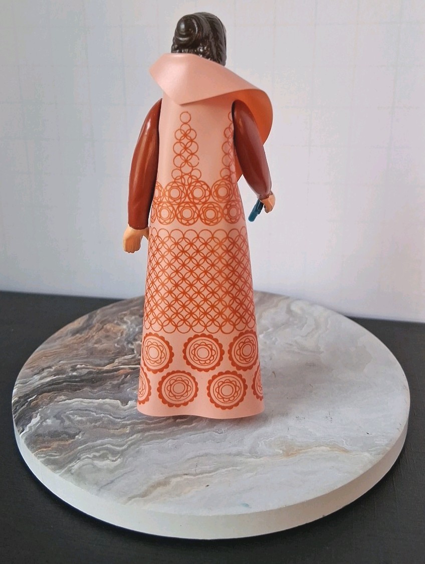 Princess Leia Organa (Bespin Gown) sold