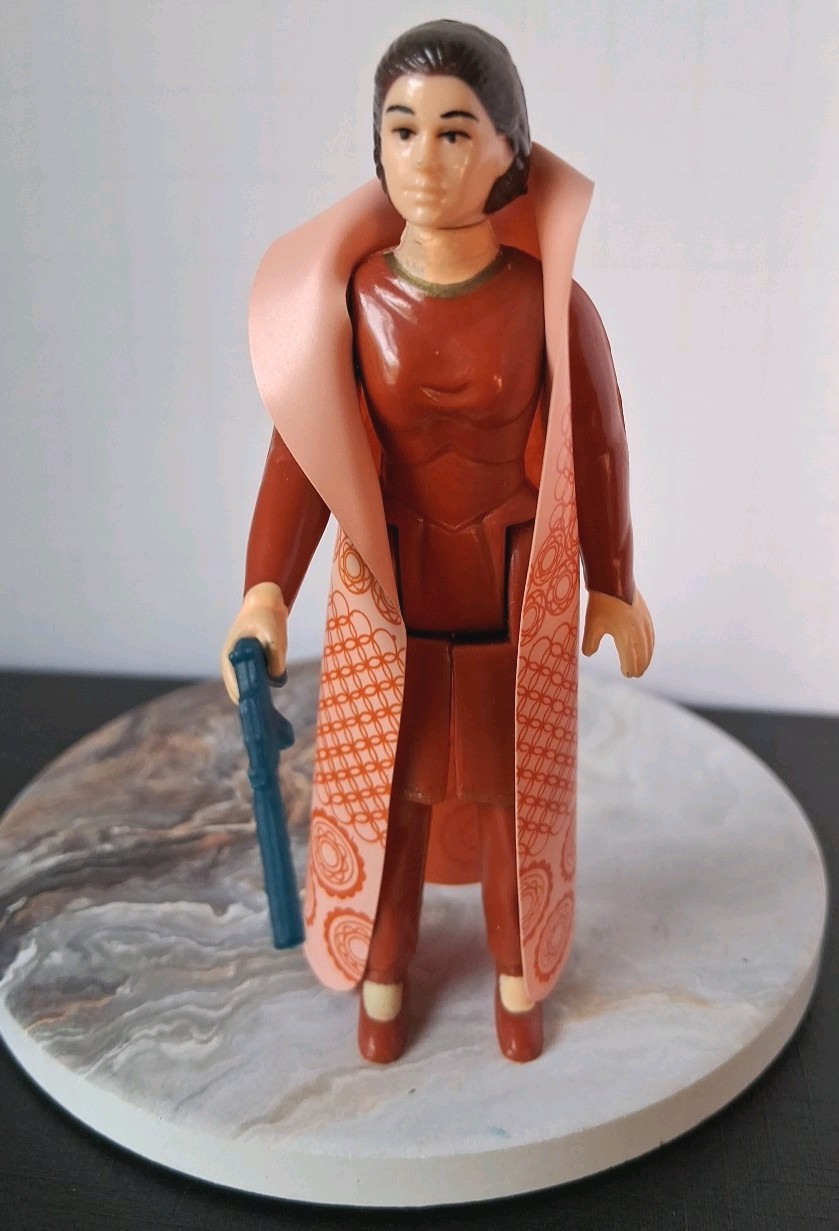 Princess Leia Organa (Bespin Gown) sold