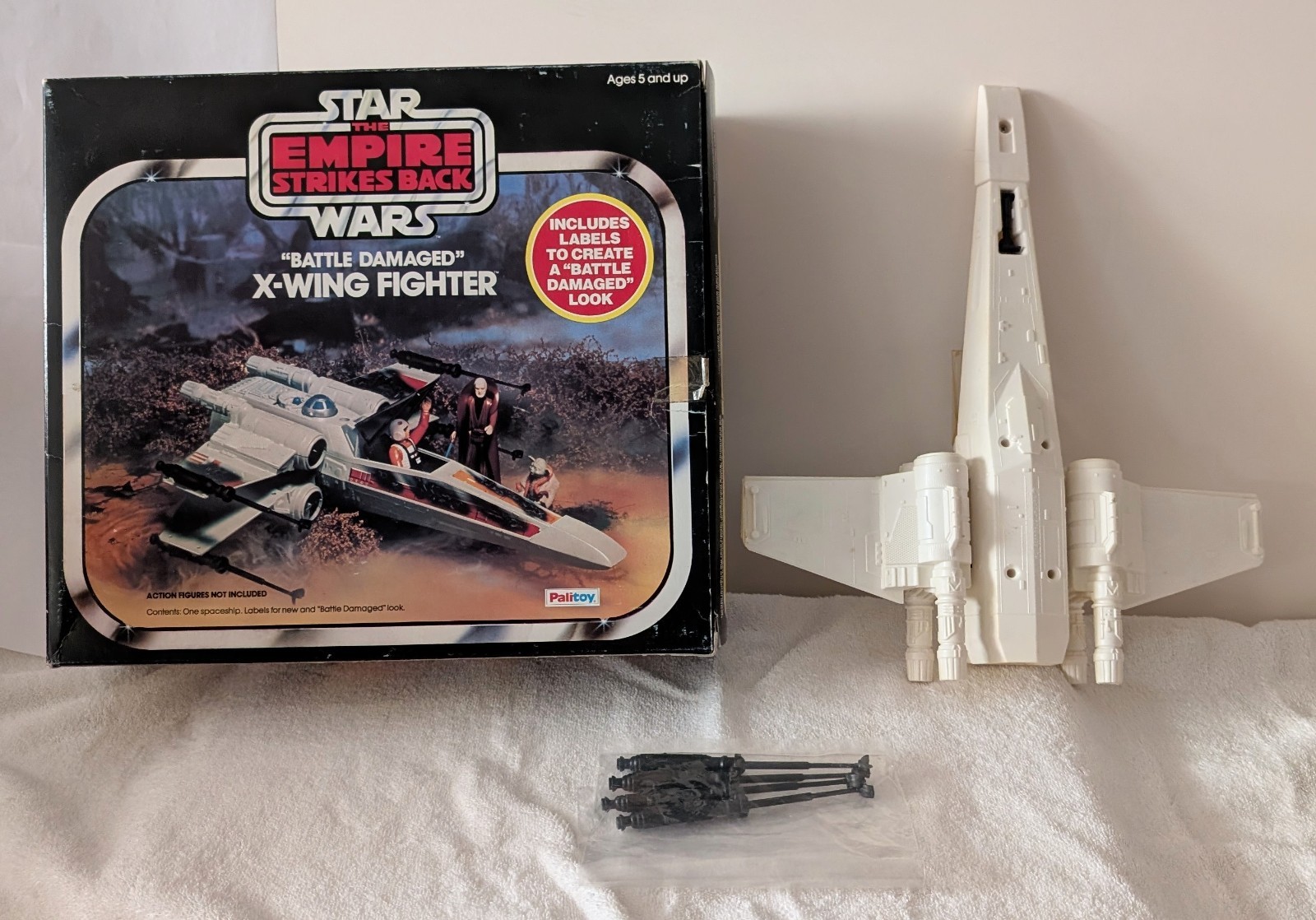 X-Wing Fighter (Battle Damaged) sold