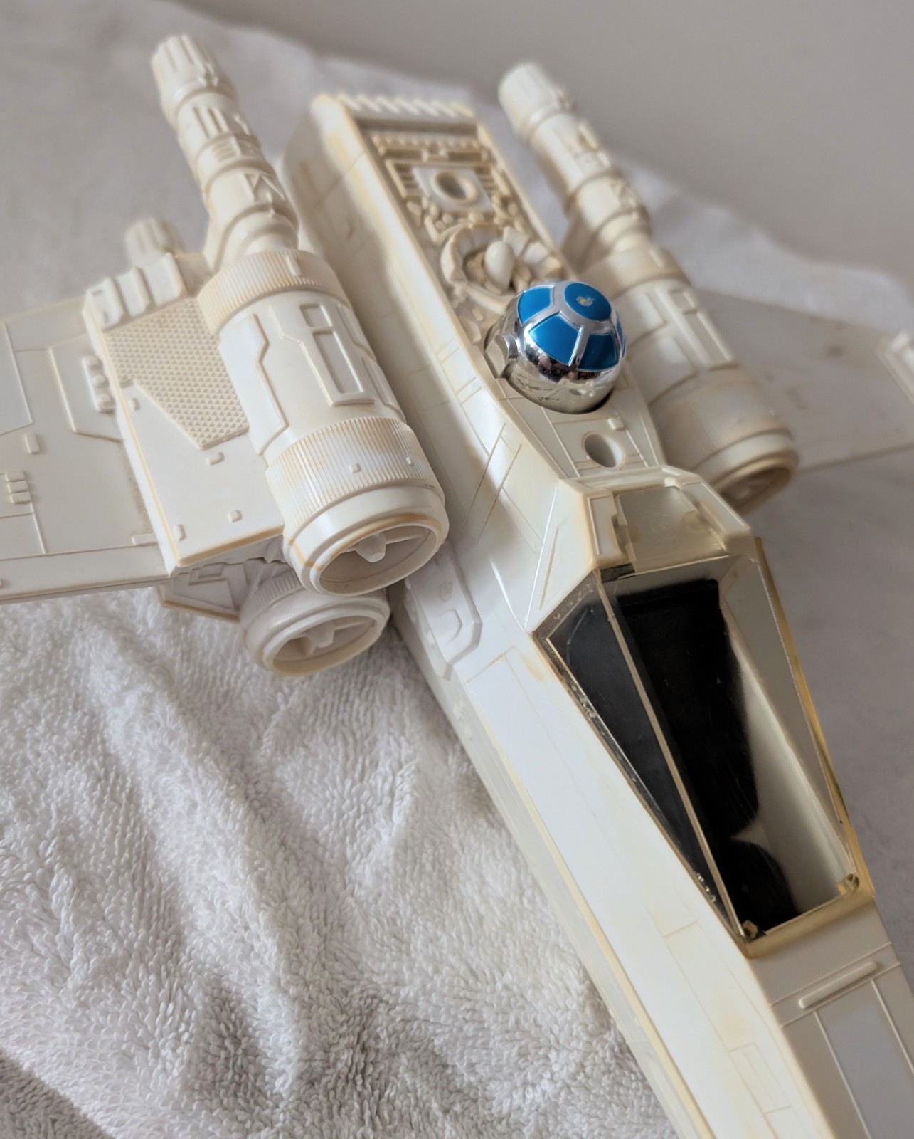 X-Wing Fighter (Battle Damaged) sold